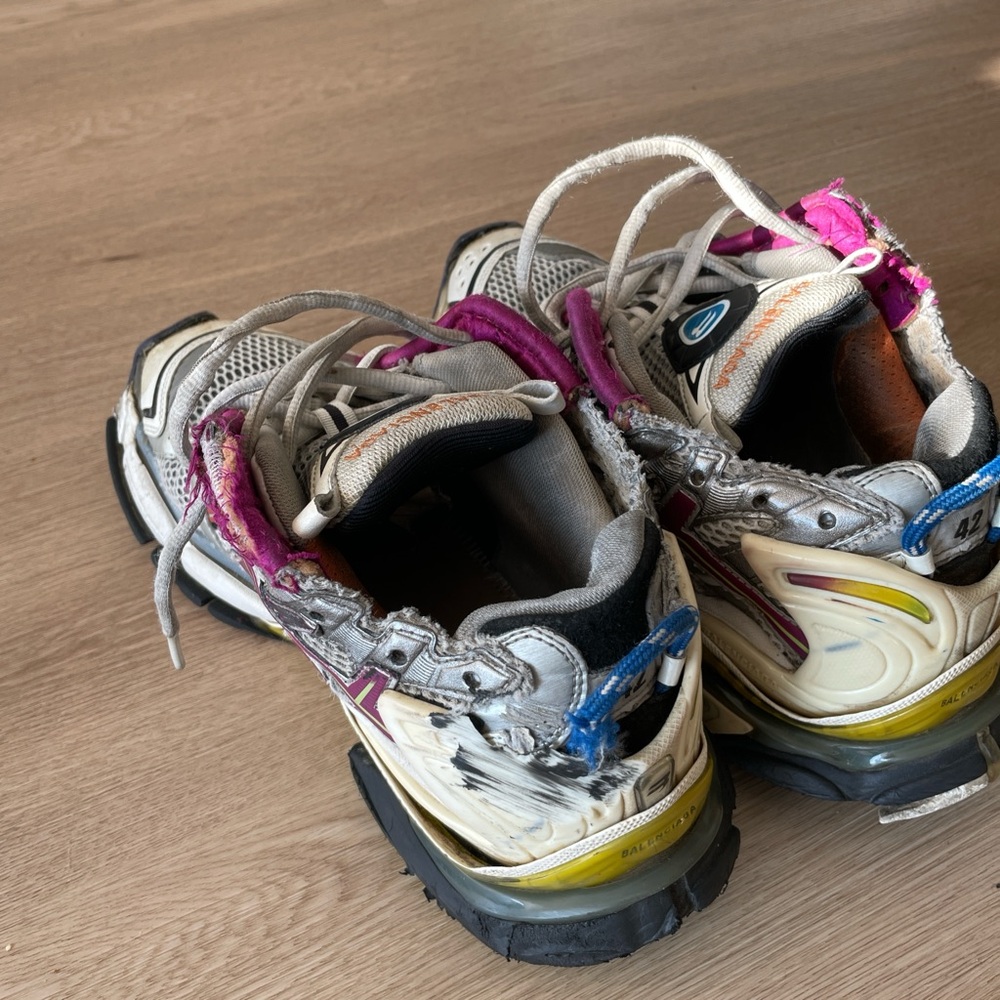 Balenciaga Gray and Pink Athletic Shoes - Picture 3 of 3
